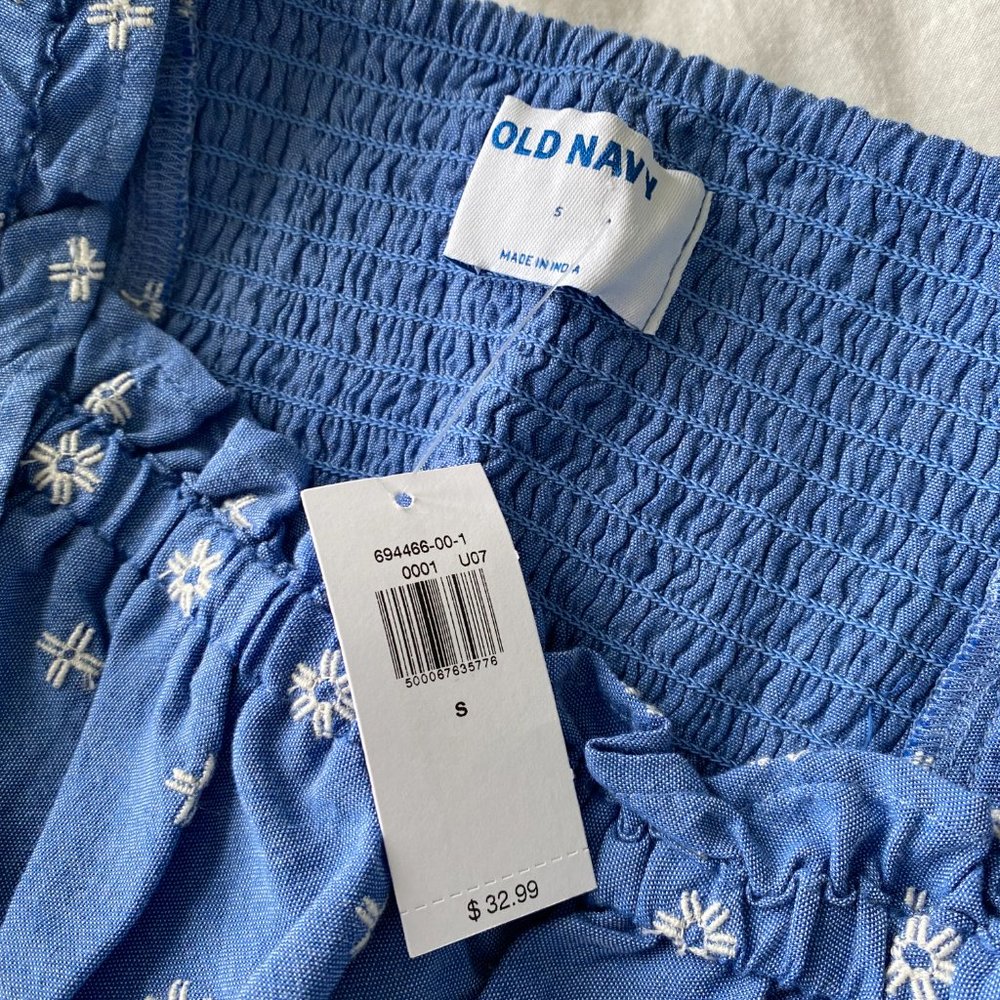 Old Navy | Babydoll Ruffled Top - Picture 5 of 7